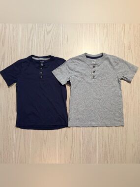 Carter’s Boys Henley Shirt Bundle Size 6/6A Blue Gray Short Sleeve Tees